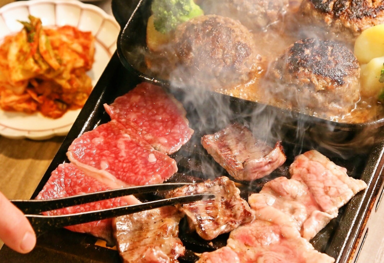 ▼レアハンバーグ、焼肉　贅沢セット（ランチ／団体様限定）